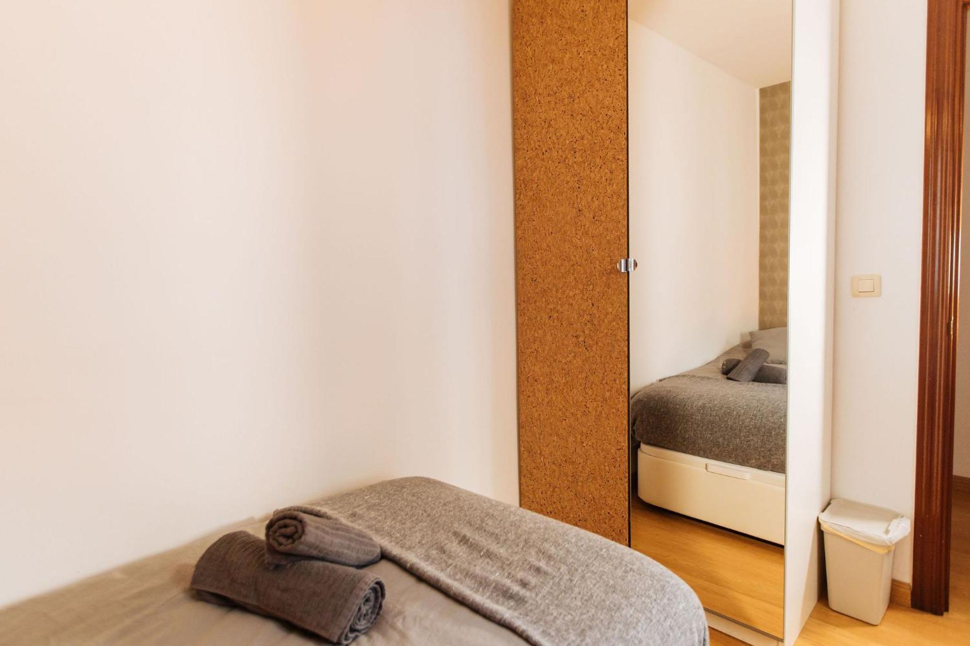 Casa Met Prive Patio Apartment *